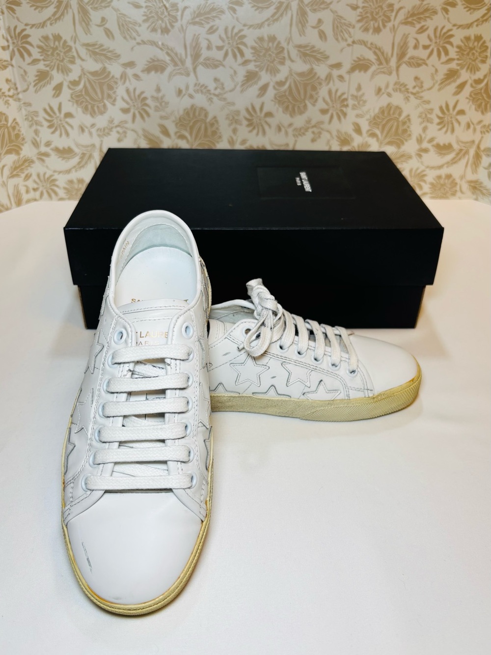 Saint Laurent White Leather Star-Detail Low-Top Sneakers
